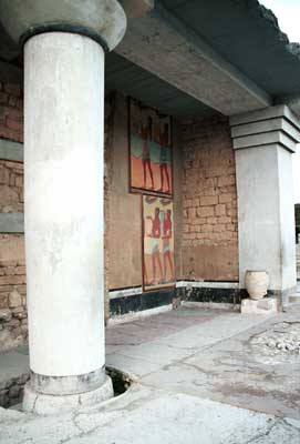 Columns and fresco just outside the Throne Room.